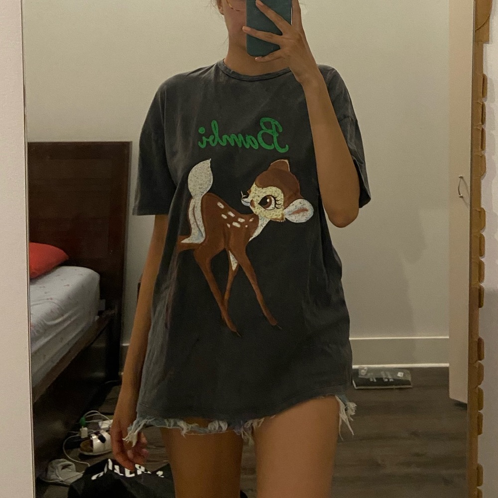 Zara Tee